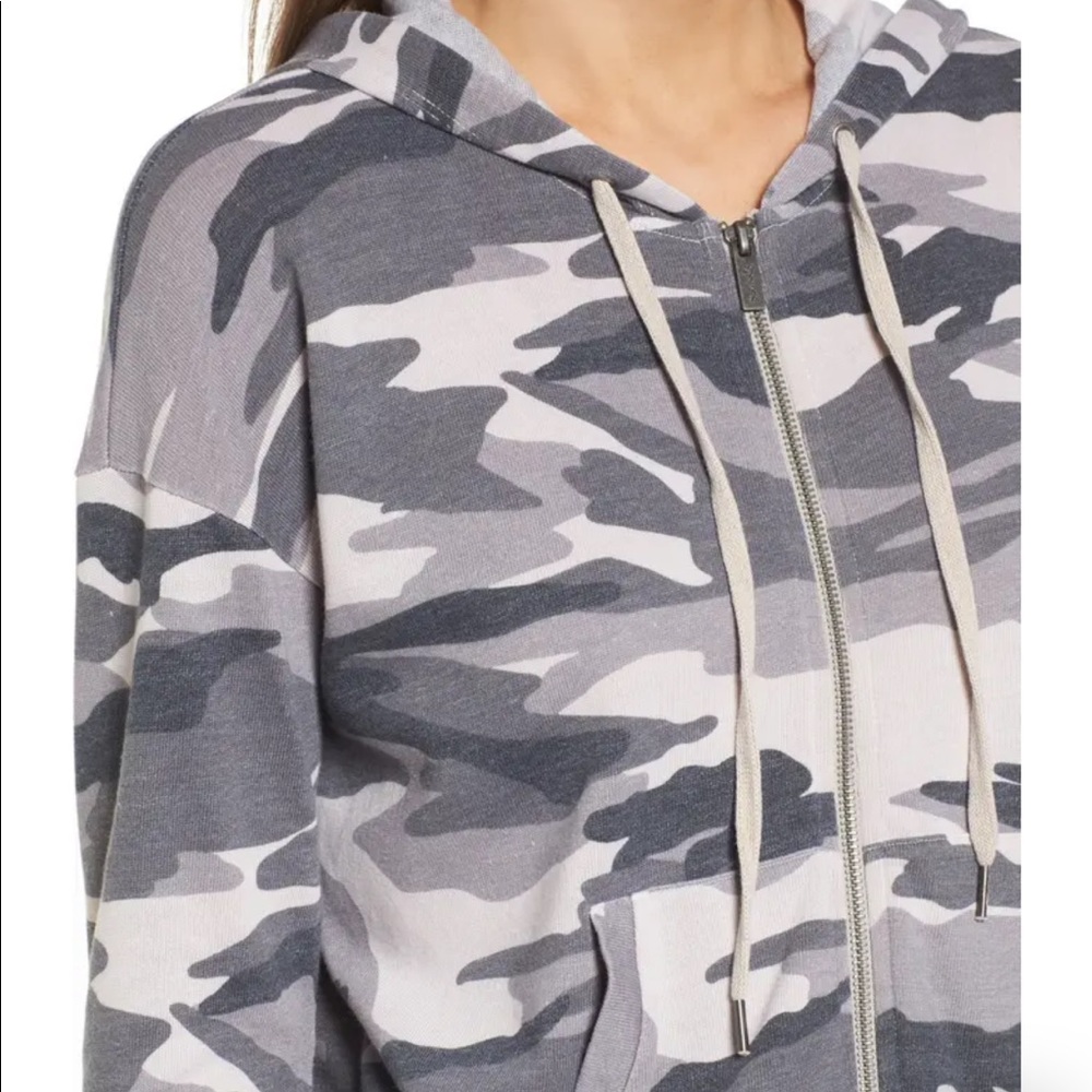 Splendid zip up hoodie - Picture 3 of 7